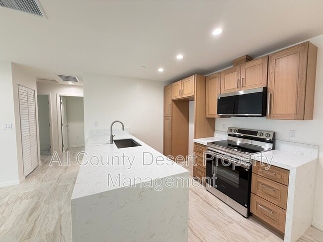 Photo - 517 S Mountain View Dr Unit 1