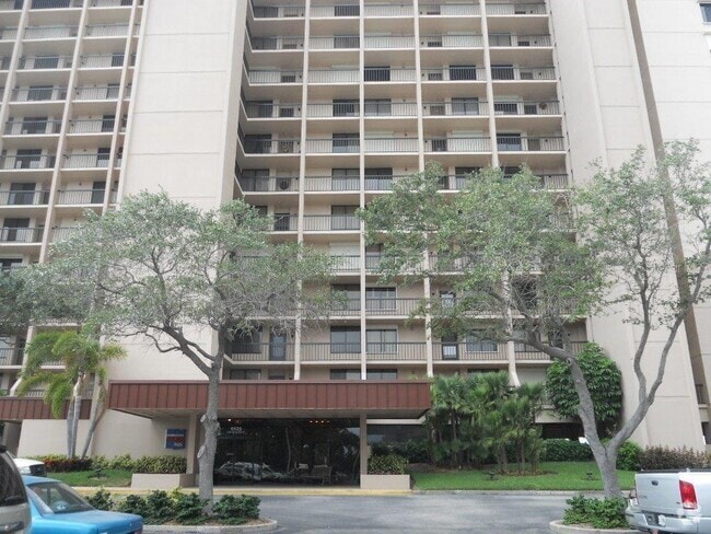 Building Photo - 9525 Blind Pass Rd Unit 902 Rental