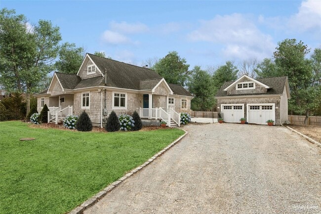 Building Photo - 10 Foxboro Rd