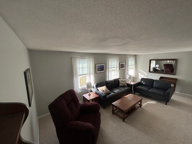 Photo - 31 Highlander Dr Unit 201