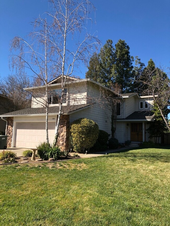 Photo - Not to be Missed - Well Located 3 Bedroom         3 Bath Family Home in LimeRidge