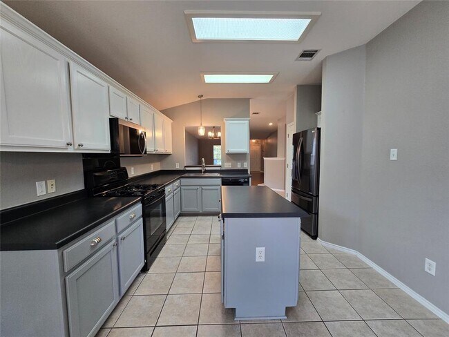 Photo - 14309 Ballycastle Trail