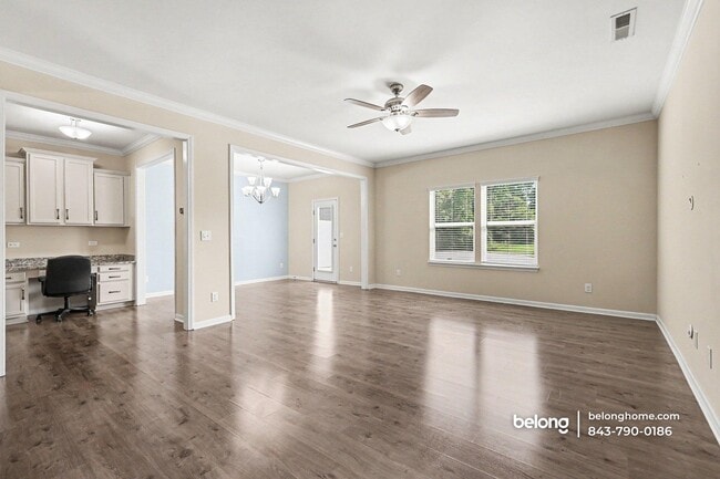 Photo - 439 Tayberry Ln