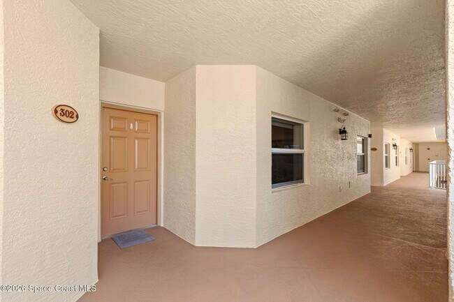 817 Mystic Dr Unit 302