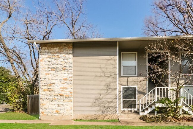 Photo - 5201 Evans Ave