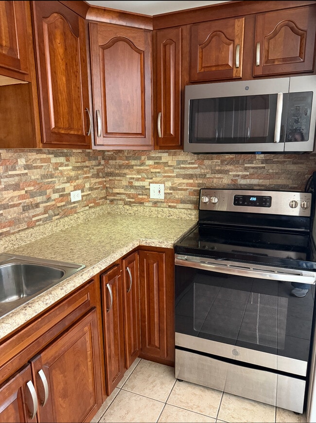 Photo - 8556 102nd Terrace Unit 5-315