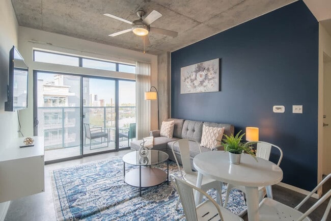 Photo - 333 E Roosevelt St Unidad ID1263091P