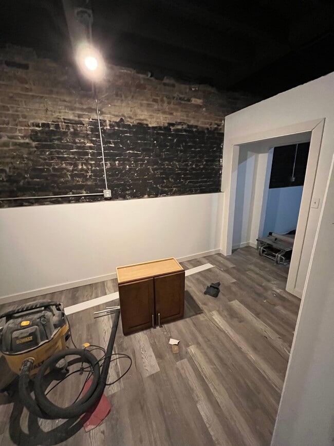 Photo - 2415 W Arthington St Unit Garden