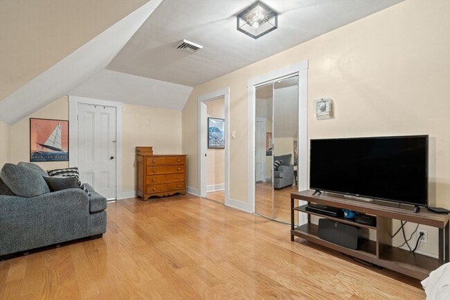 Photo - 21 Wenham St Unidad 3