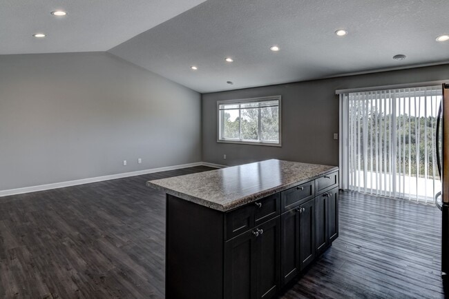 Photo - 3 Bedroom Town Home