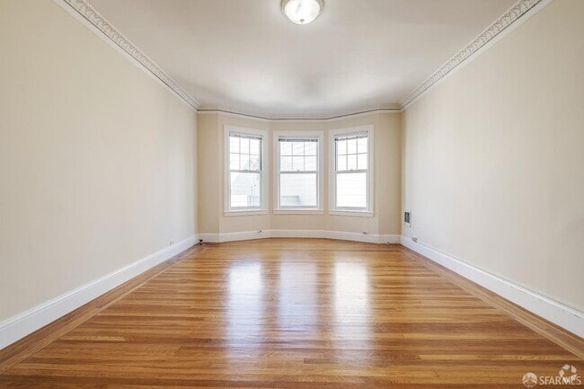 Building Photo - 3420 Pierce St Rental