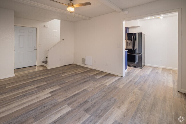 2BR, 1.5BA Style 2 - 825SF - Living and Dining Area - College Park Townhouses