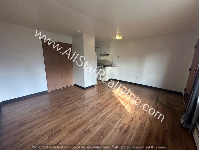 Photo - 433 E Dowling Rd Unit 9