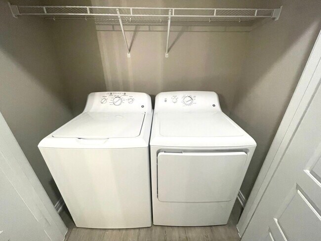 300 Willow Grv Wy Unit A1
