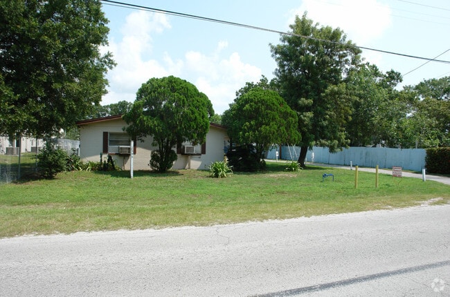 Photo - 2595 50th Ave N