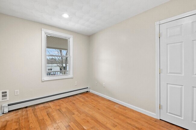 Photo - 515 Winthrop St Unit #1