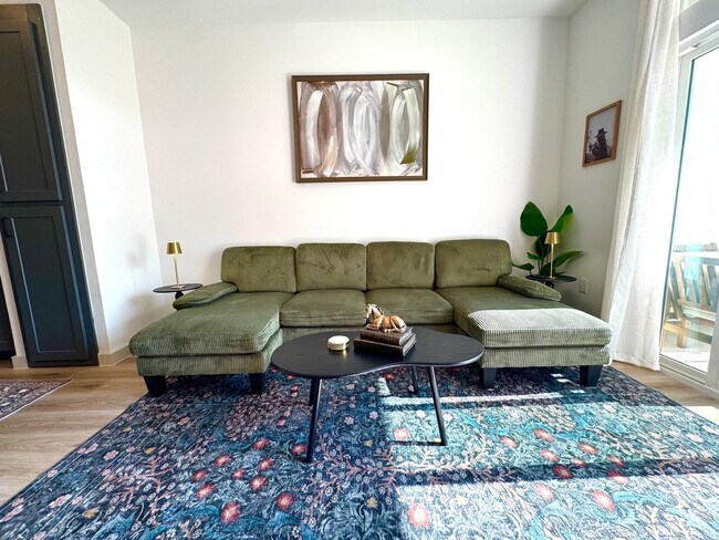 Photo - 1301 Leah Ave Unidad SI FL1-ID1499098P