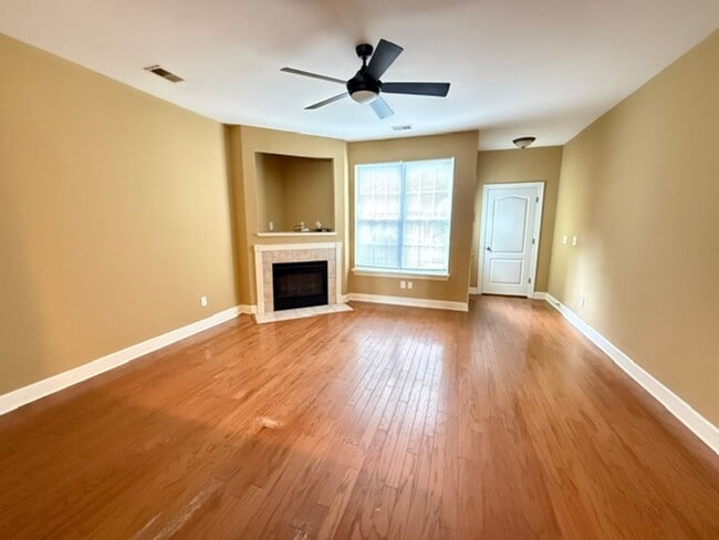 Photo - 3026 Sugarberry Ln