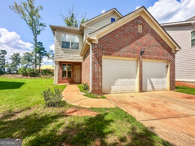 Building Photo - 196 Daisy Cir