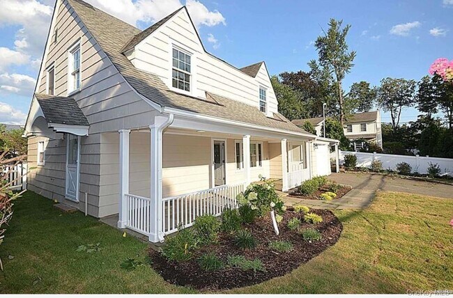 Photo - 4 Addison Ln