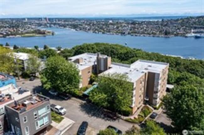 1800 Taylor Ave N Unit 210