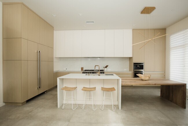 Photo - 1731 Capitol Ave Townhome