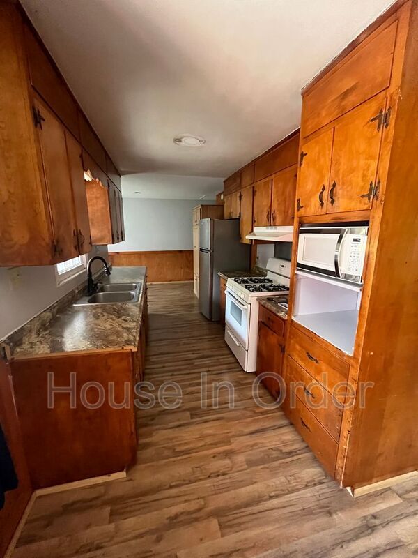 Photo - 54 Cottage Dr