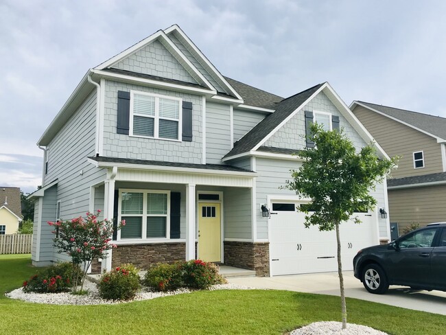 Building Photo - 102 Abaco Dr E