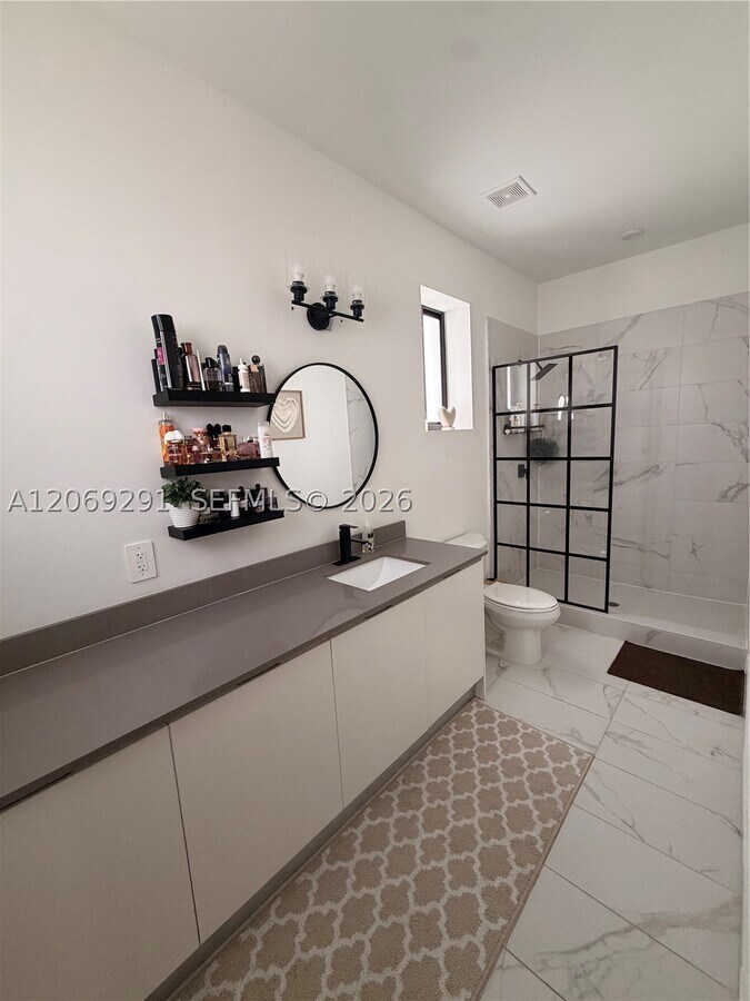 Photo - 18954 345th