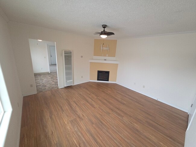 Photo - 627 2nd Ave Unit 3