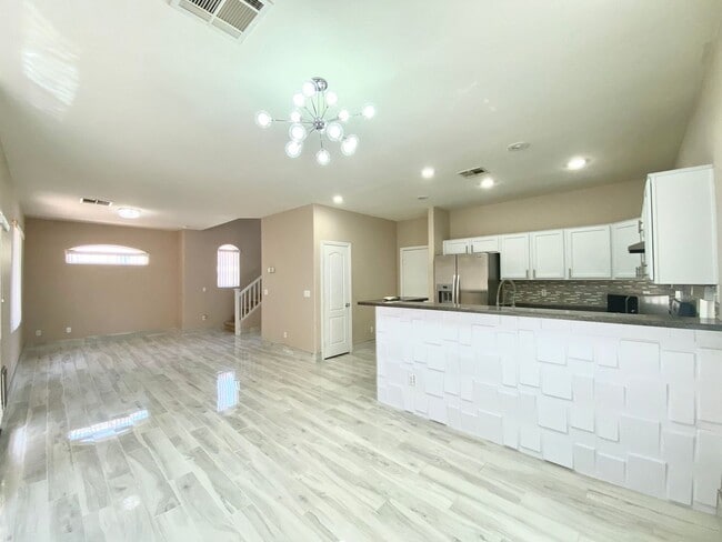 Photo - Nice 2-story single-family house with 3 Bedrooms, 2.5 Bathrooms