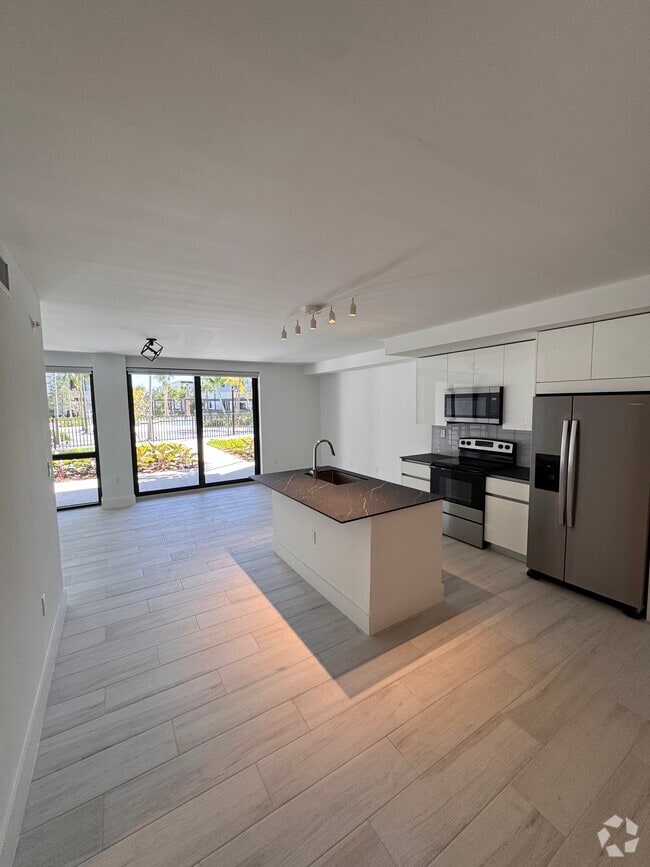 Building Photo - 4540 NW 7th St Unit S2 Rental