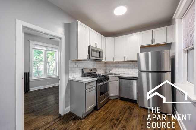 Photo - 6259 N Lakewood Ave Unit 3