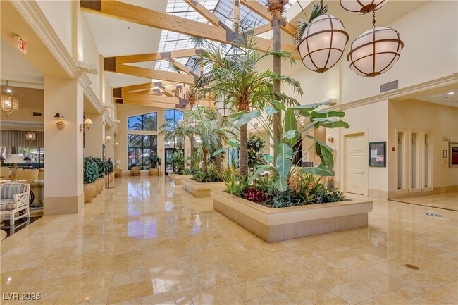 Photo - 63 Cascade Lake St