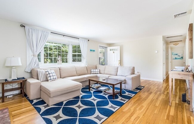 Photo - 67 Old Post Rd