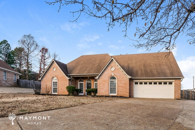 Building Photo - 1875 Carlyn Cove