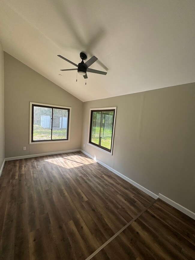 Photo - 10523 Williamson Rd