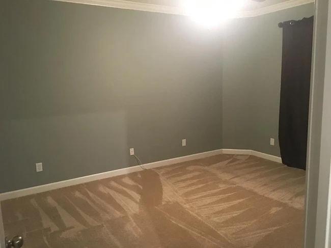 Master Bedroom/ walk out to Patio - 2310 Elliott Ave Unit 405