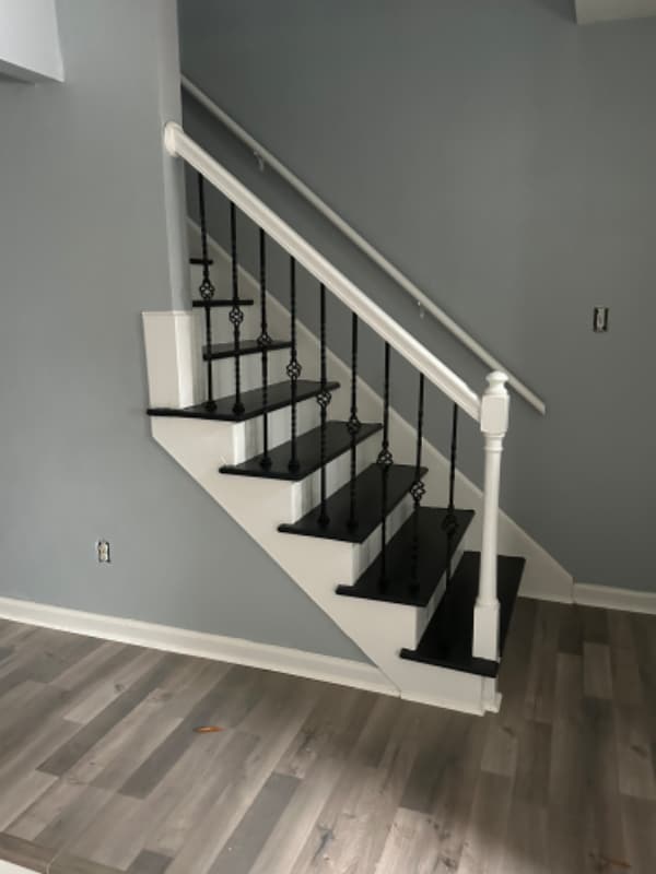 Photo - 716 Glenshire Dr