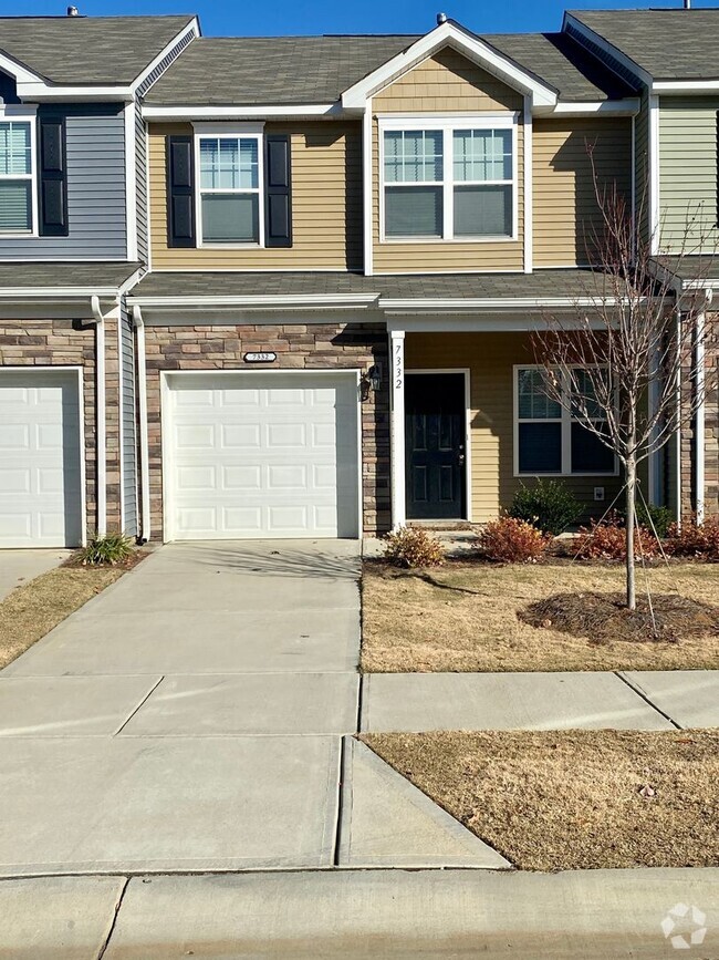 Building Photo - 3BR/2.5 BA Townhouse in McDowell Crossing