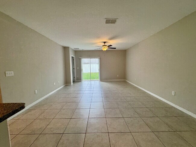 Photo - 4305 Romano Busciglio St