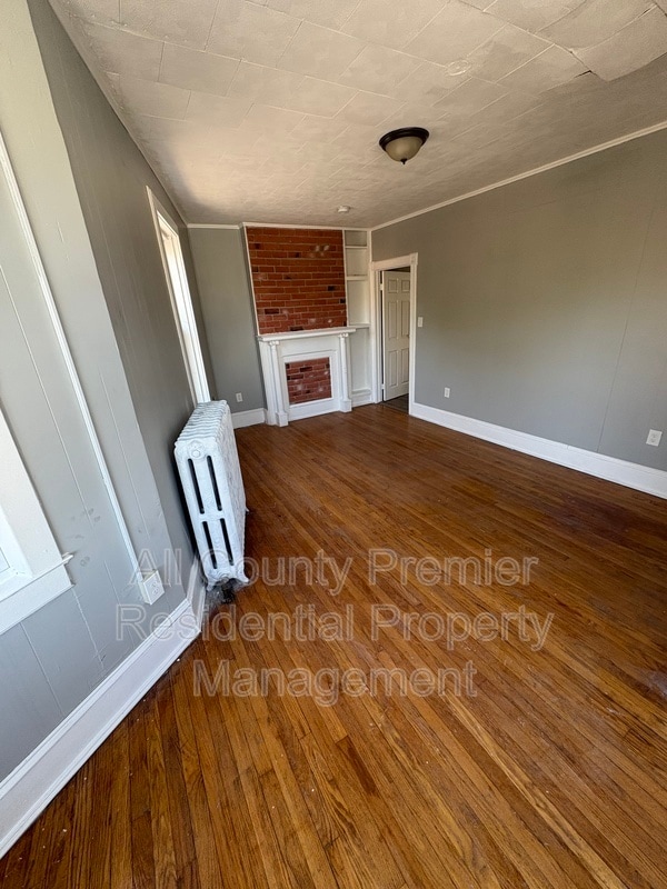 1101 Hamilton Ave Unit Second Floor