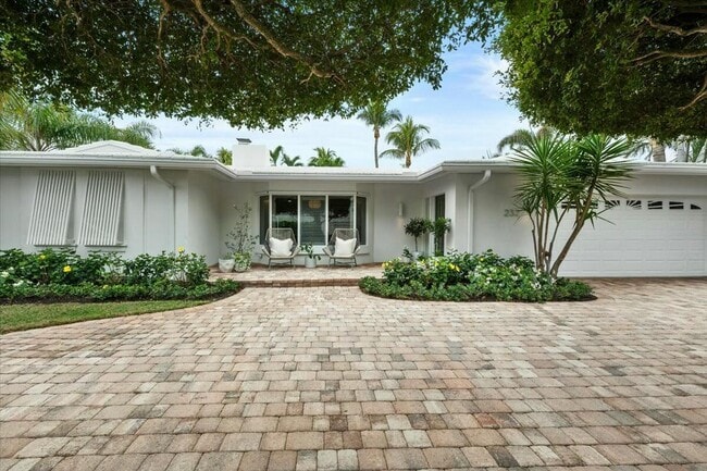 Photo - 232 Cove Pl