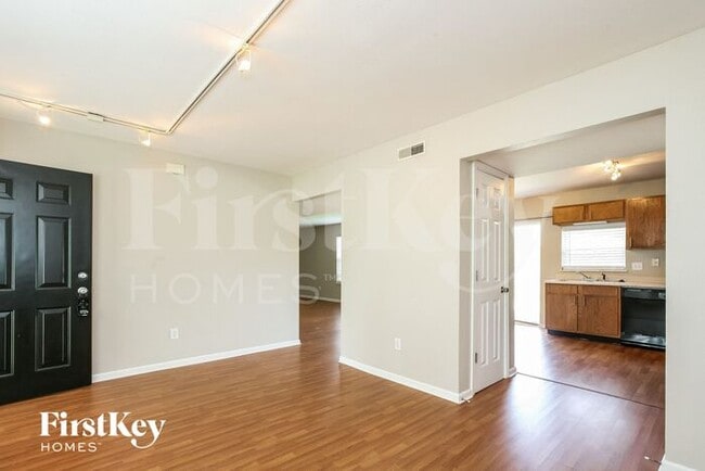Photo - 935 Kitner Ave