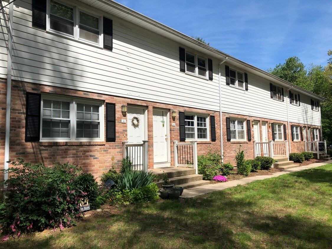 Photo - 105 Cushman Rd (Ashford, CT)
