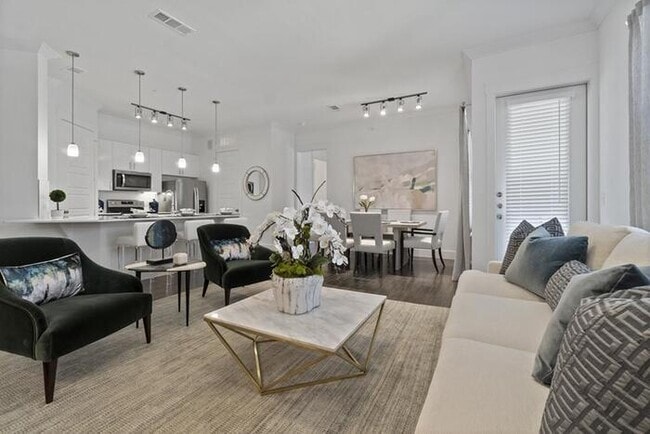 Photo - 1790 Mercer Pkwy Unidad b1