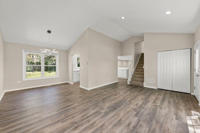 Photo - 1057 Bothwell Cir