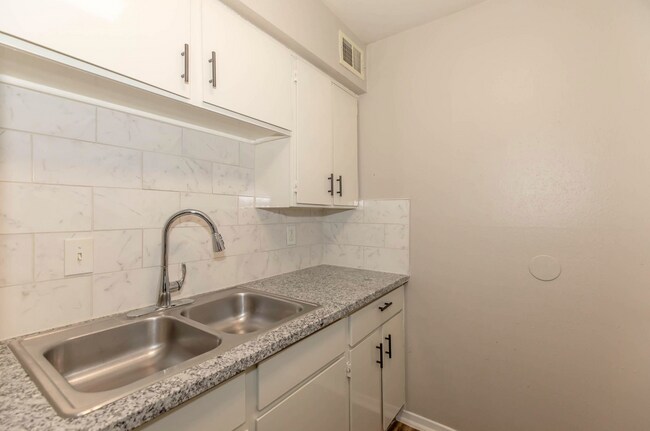 Photo - Tidwell Park Apartments