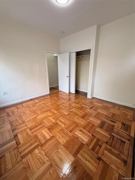 Photo - 71-19 35th Ave