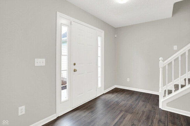 Photo - 5761 Cantigny Way S